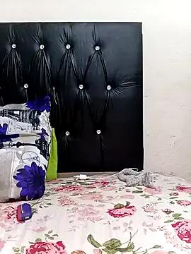 GoldSnowxx23xx_ from StripChat is Freechat