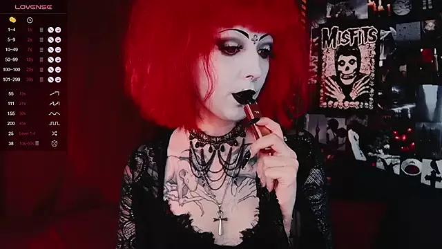 GothicMolly from StripChat is Freechat