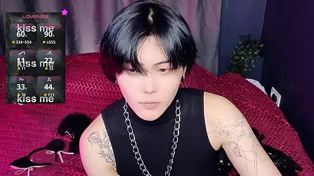 GothXRaven from StripChat is Freechat