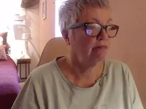 Granny-Smith from StripChat is Freechat