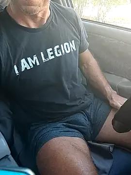 GreekGuyOutdoors from StripChat is Freechat