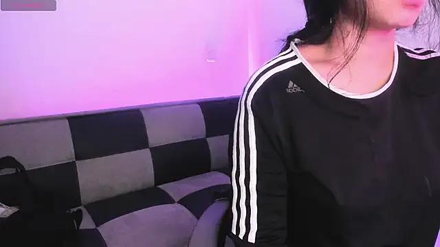 GwenHazel from StripChat is Freechat