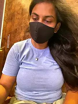 HaaniKaur from StripChat