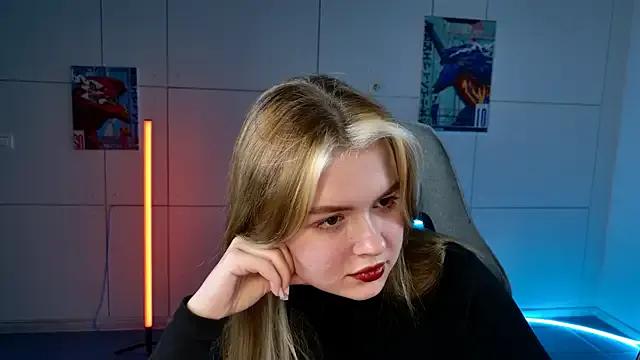 HaleySun from StripChat is Freechat