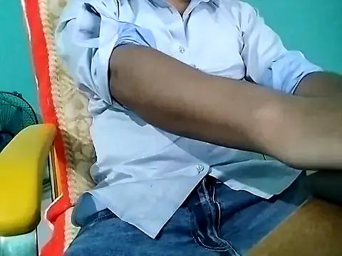 HandSome_Perverter from StripChat is Freechat