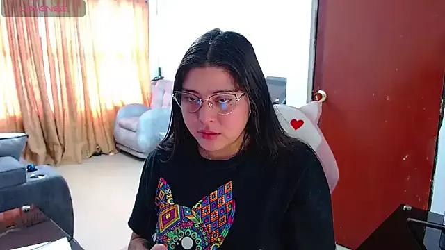 Hanna-11 from StripChat is Freechat