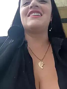 hanna-a from StripChat is Freechat