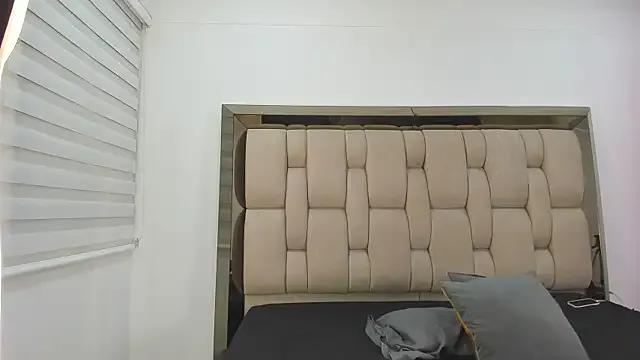 Hanna_Castroo from StripChat is Freechat