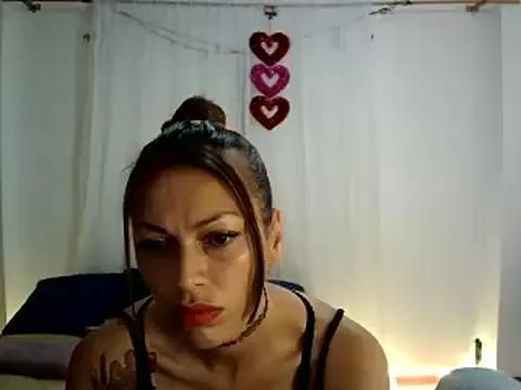 Hanna_Charming from StripChat