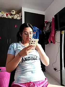 Hanna_Kinsley from StripChat is Freechat