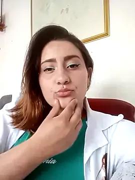 hanna_sky1 from StripChat