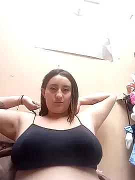 hanna_sky1 from StripChat