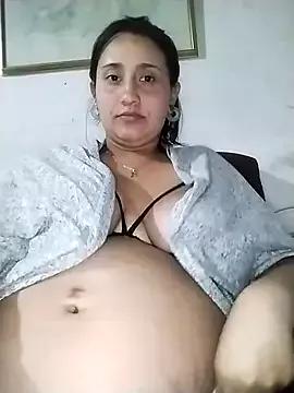 hanna_sky1 from StripChat