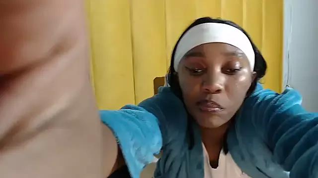 Hannah_107 from StripChat is Freechat