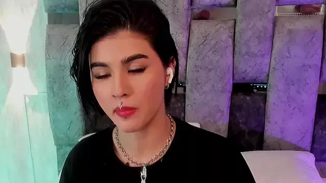 Hannah_Lara from StripChat is Freechat