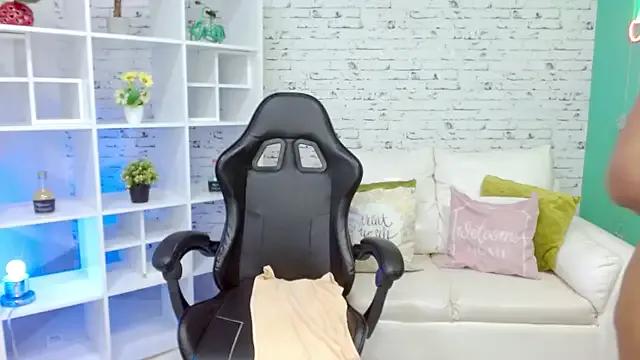 hannahjackson_ from StripChat is Freechat