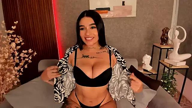 HannahW_ from StripChat