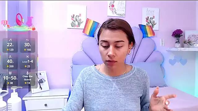 HannaPretthy from StripChat is Freechat