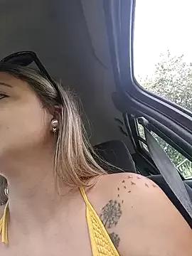 HappyAnissa from StripChat