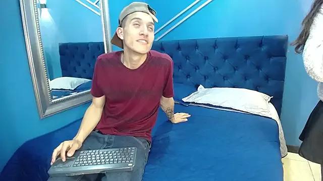 harddd_Sexxx from StripChat is Freechat