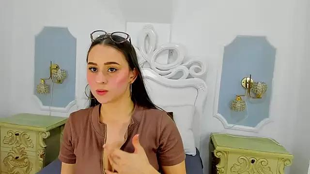HarleyQueen666 from StripChat is Freechat