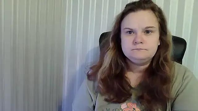 HarmonyKarera from StripChat is Freechat