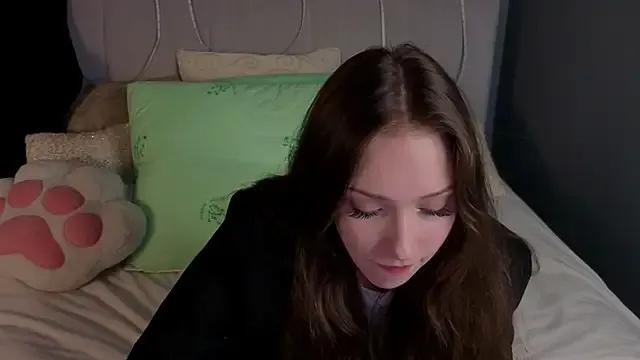 HarrietBulmer from StripChat