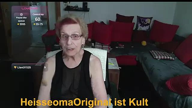 HeisseomaOriginal from StripChat is Freechat