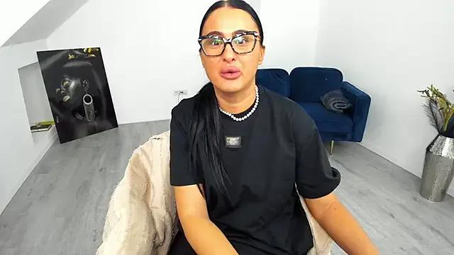 Helen_Sinn from StripChat