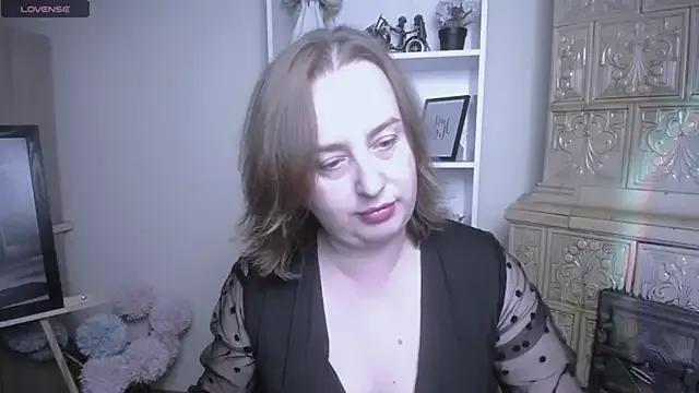 HelenFl from StripChat