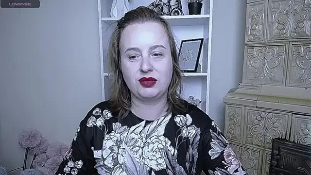 HelenFl from StripChat