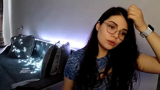 Helengilmor from StripChat