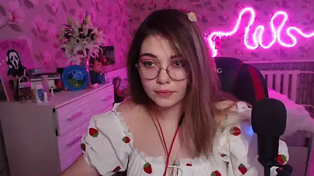 Helengilmor from StripChat