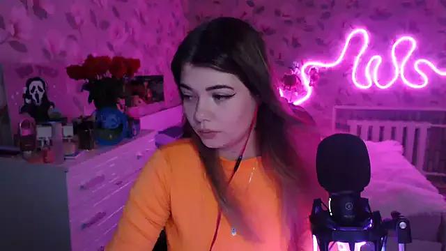 Helengilmor from StripChat