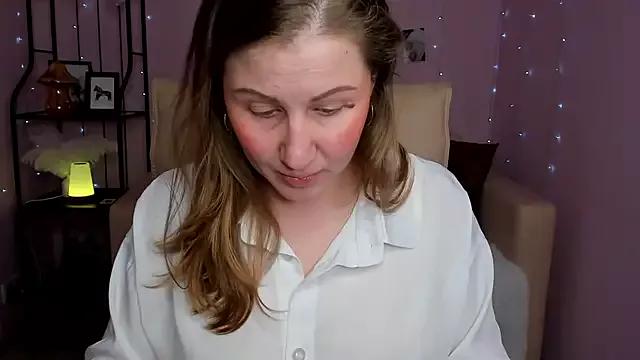 Helens_love from StripChat is Freechat