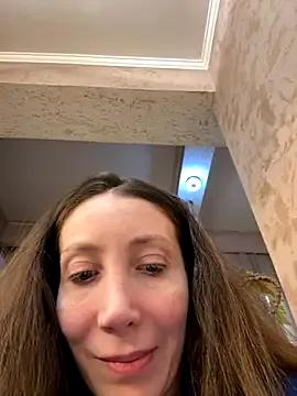 HellaryTourent from StripChat is Freechat