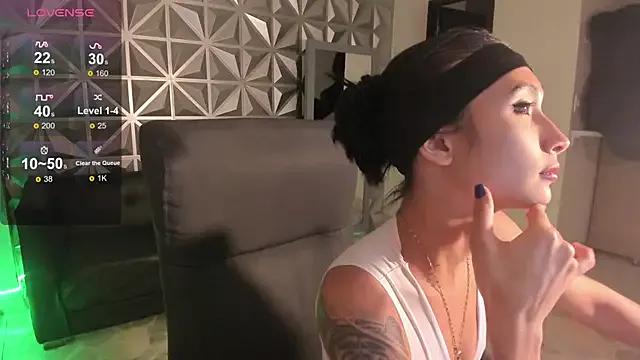 hellen_tease from StripChat is Freechat