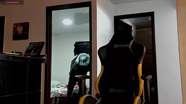HELLSTAR from StripChat