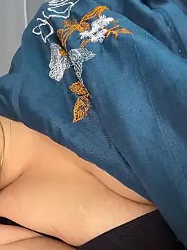 helo-kitty from StripChat is Freechat