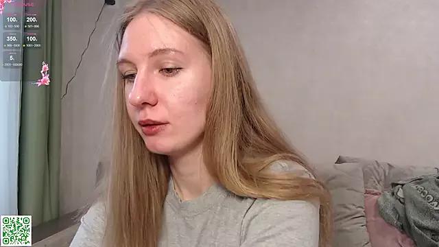Hera_Mark from StripChat is Freechat
