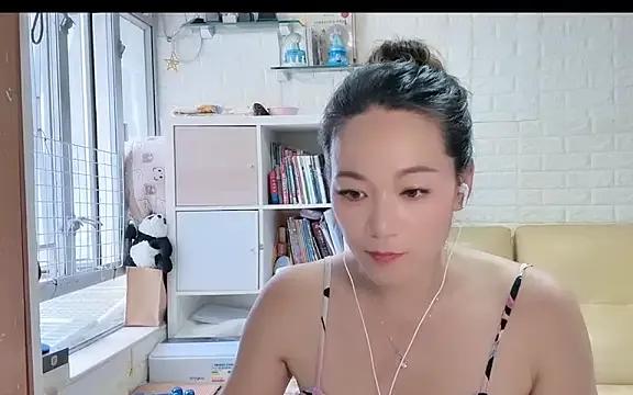 HK_MiShine666 from StripChat is Freechat