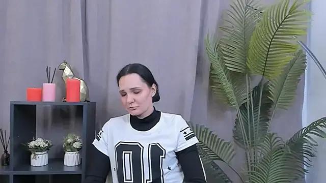 HollisBrumit from StripChat is Freechat