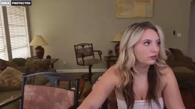 holliwould4suree from StripChat