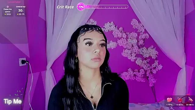 Holly_Bms from StripChat is Freechat