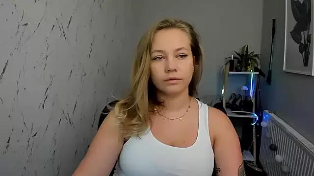 Checkout girls naked models with similar nickname. Cute sexy Free Models.