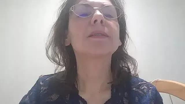 HollyJewel from StripChat