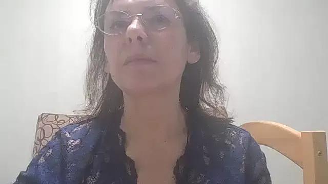 HollyJewel from StripChat