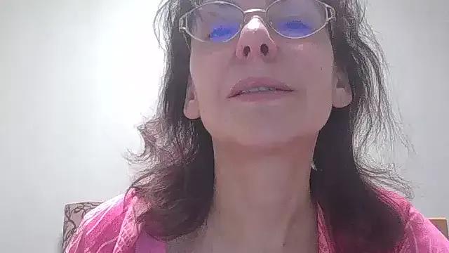 HollyJewel from StripChat