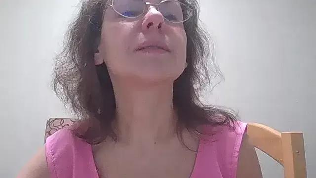HollyJewel from StripChat