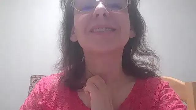 HollyJewel from StripChat